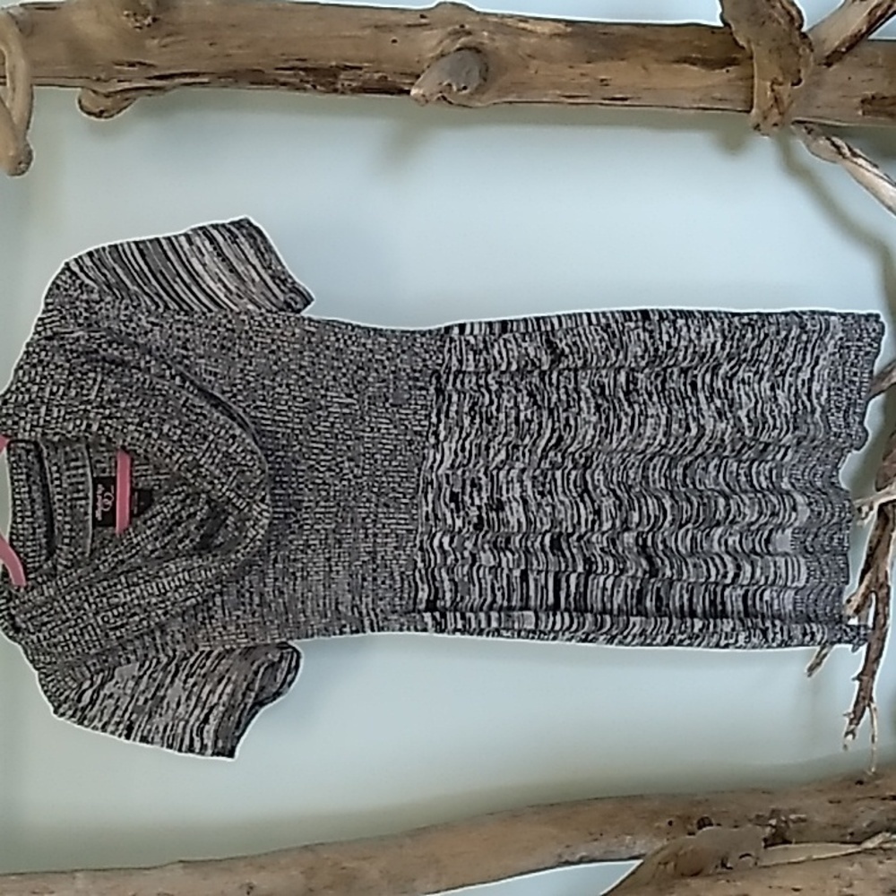 Hooked Up by IOT Women's Size Small Grey Cowl Neck Short Sleeve Sweater Dress